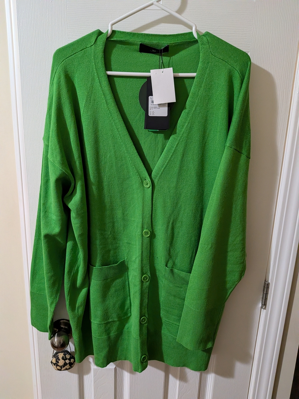 Vibrant Green V-Neck Button Cardigan Sweater - Picture 1 of 12